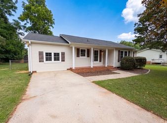 Unit 0232 | 3 bd | 2 ba | 1,389 sqft 507 Texas Trl, Dallas, NC 28034