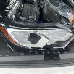 Chevrolet Equinox 2018-2020 Right(passenger)side Headlight