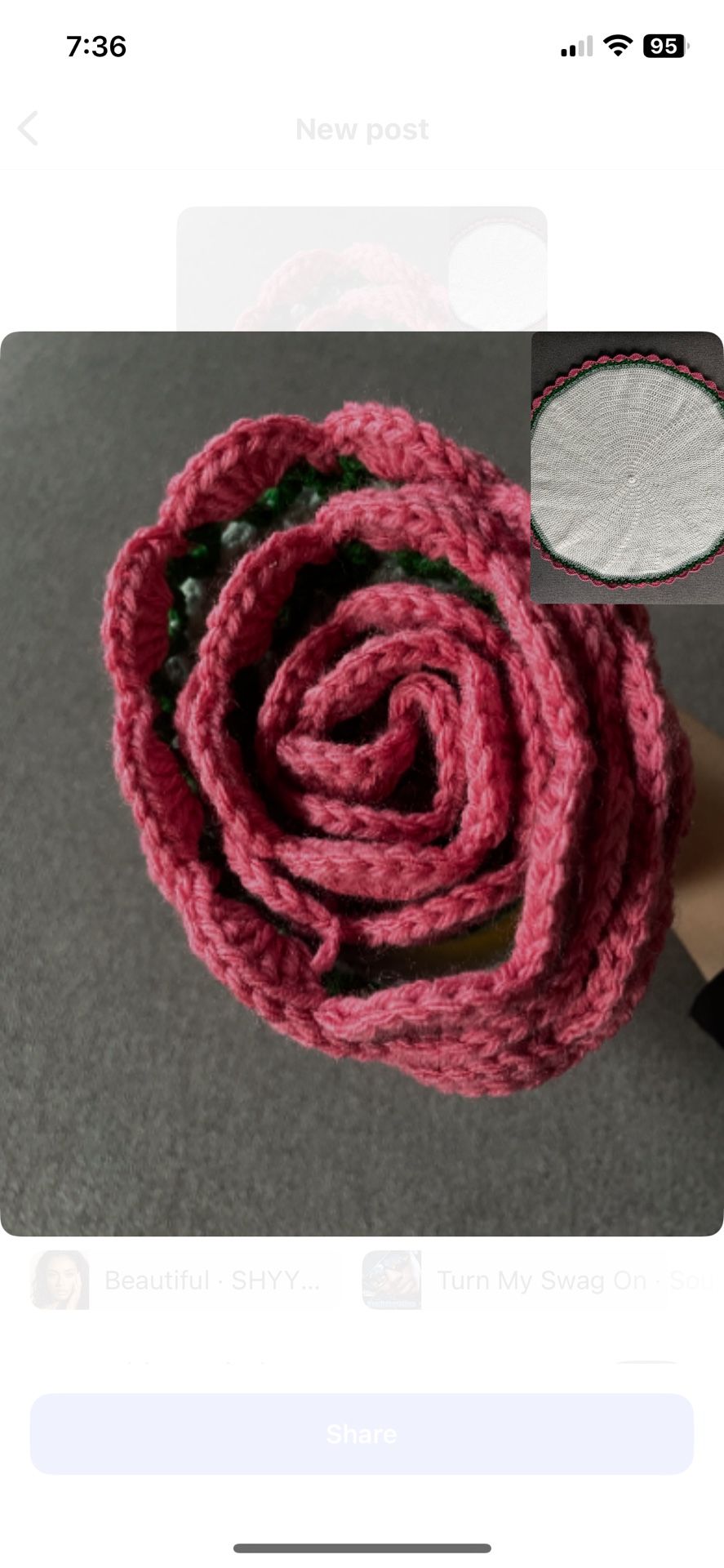 Crocheted Baby Girl Blanket / Rose Bouquet