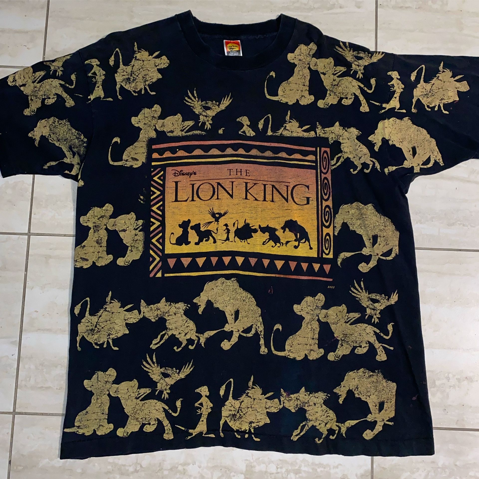 Vintage lion king all over print T shirt