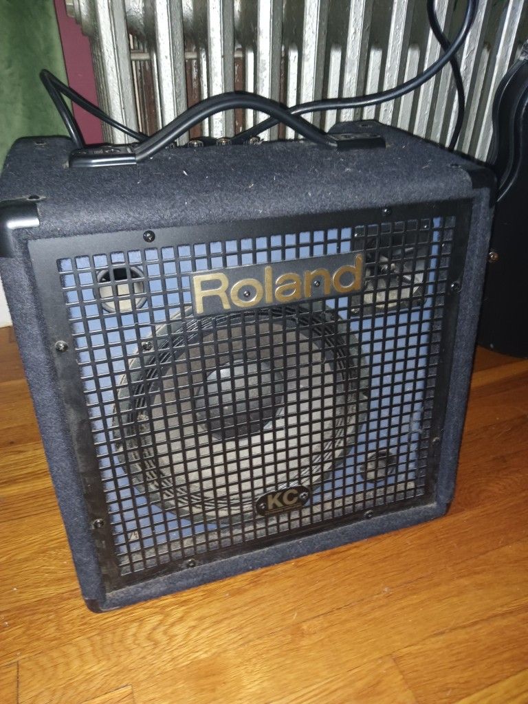 Roland KC60 Bass/Keyboard Amp