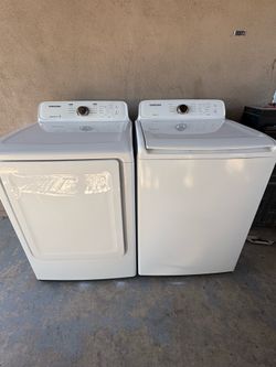 SAMSUNG Washer And Dryer Electric SET