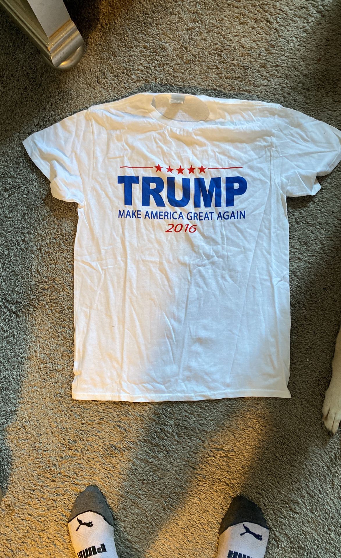 Adult Medium T-shirt - TRUMP 2016 Election