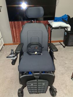J4E Electric wheelchair