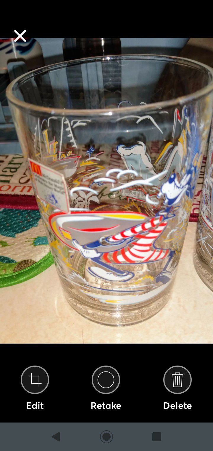 Disney collectible set 3 glasses