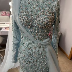 Very beautiful prom evening engagement gown Dress