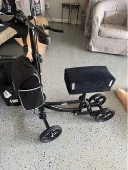 Aojin Knee scooter with extra pad