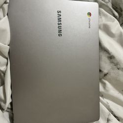 Samsung Chromebook 4 11.6", Intel Celeron N4020, 4GB RAM, 32GB SSD, Chrome OS, Platinum Titan, XE310XBA-K01US