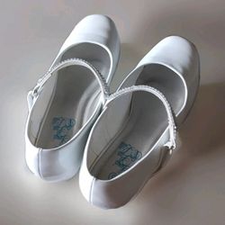 White 1" Heel Patent Leather Girls Big Kids Dress Shoes Size 6 Rhinestone Strap