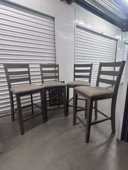 Set of 4 Counter Height Barstools
