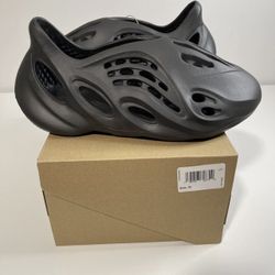 Authentic adidas Yeezy Foam Runner RNR Onyx Size 10