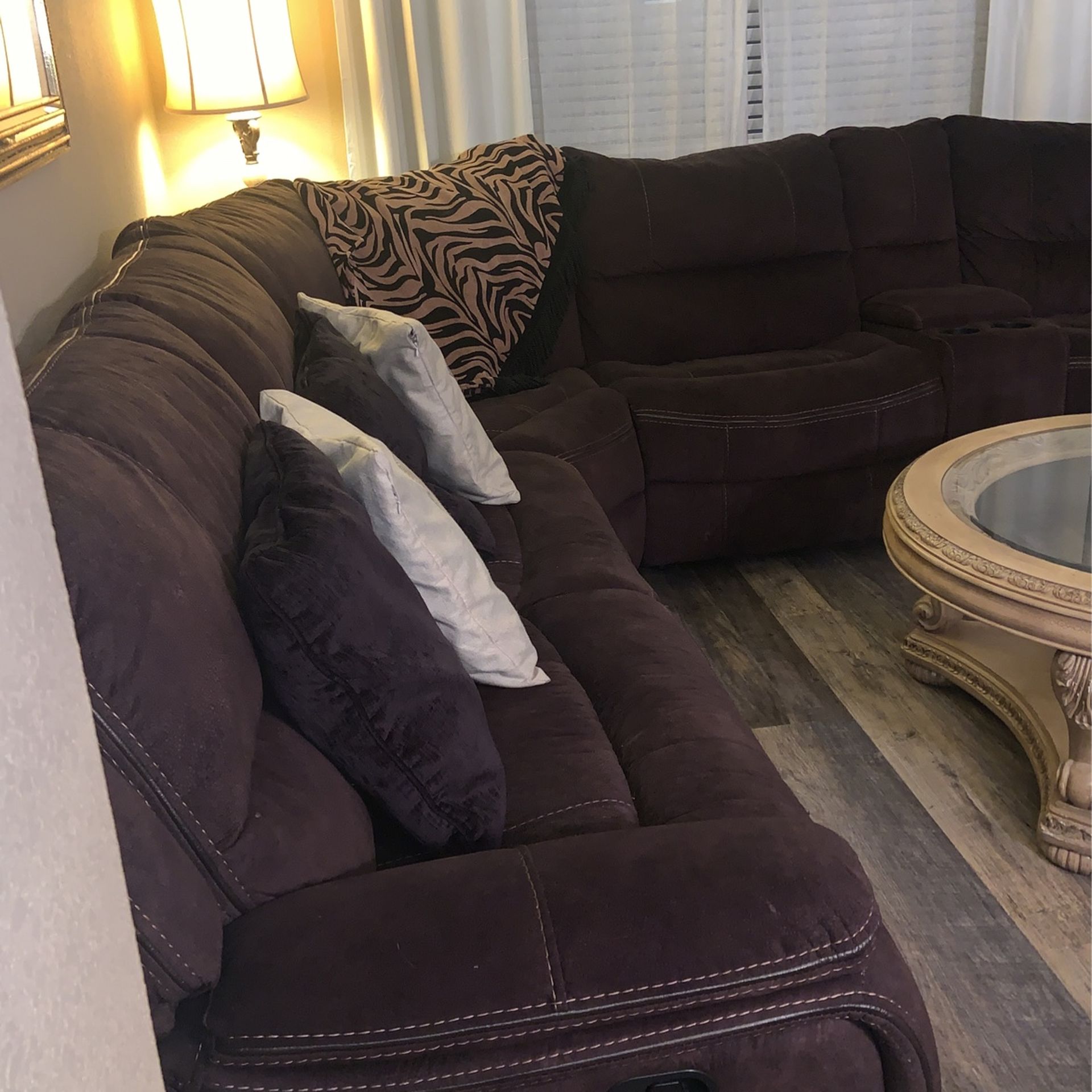 Brown sectional couch for Sale in Modesto, CA OfferUp