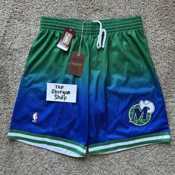 MITCHELL AND NESS NBA FADEAWAY SWINGMAN BASKETBALL SHORTS DALLAS MAVERICKS 1998 MENS SIZE XL BLUE GREEN NEW