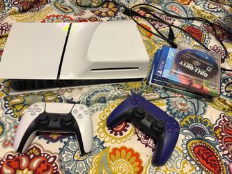 PlayStation 5 SLIM with disc drive Console Bundle with 2 Controllers and Games