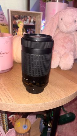 Nikon AF-P DX NIKKOR 70–300mm Lens