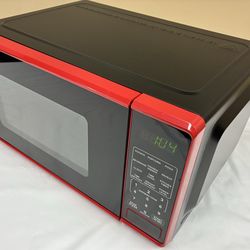 Mainstays 0.7 cubic compact microwave oven