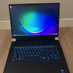 Alienware x16 R2 Gaming Laptop