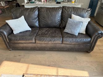 Sofa set with central coffee table