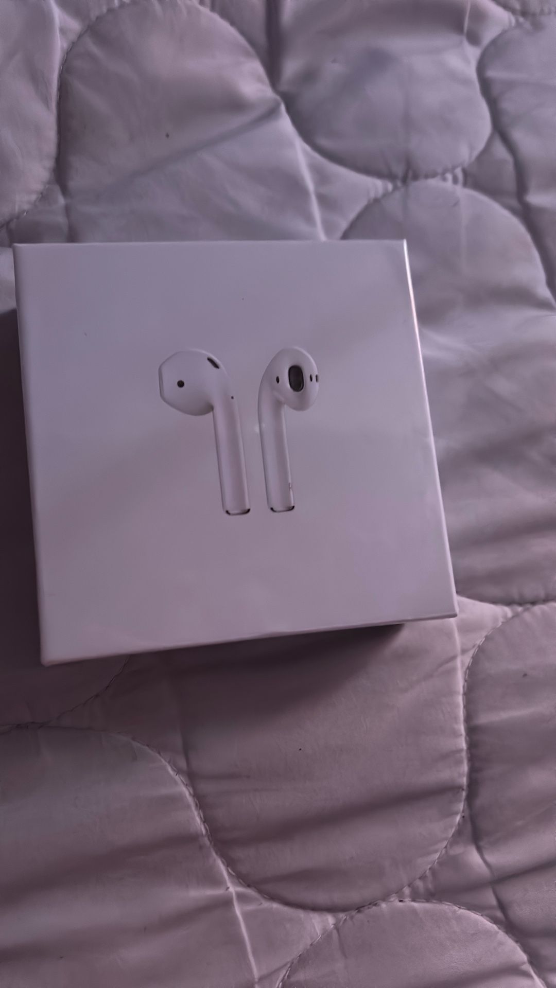 Apple AirPods (2nd generation)