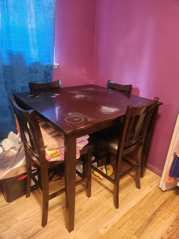Tall Brown Table and 4 Matching Chairs Set