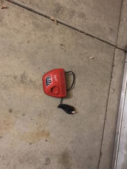 Milwaukee M12 charger