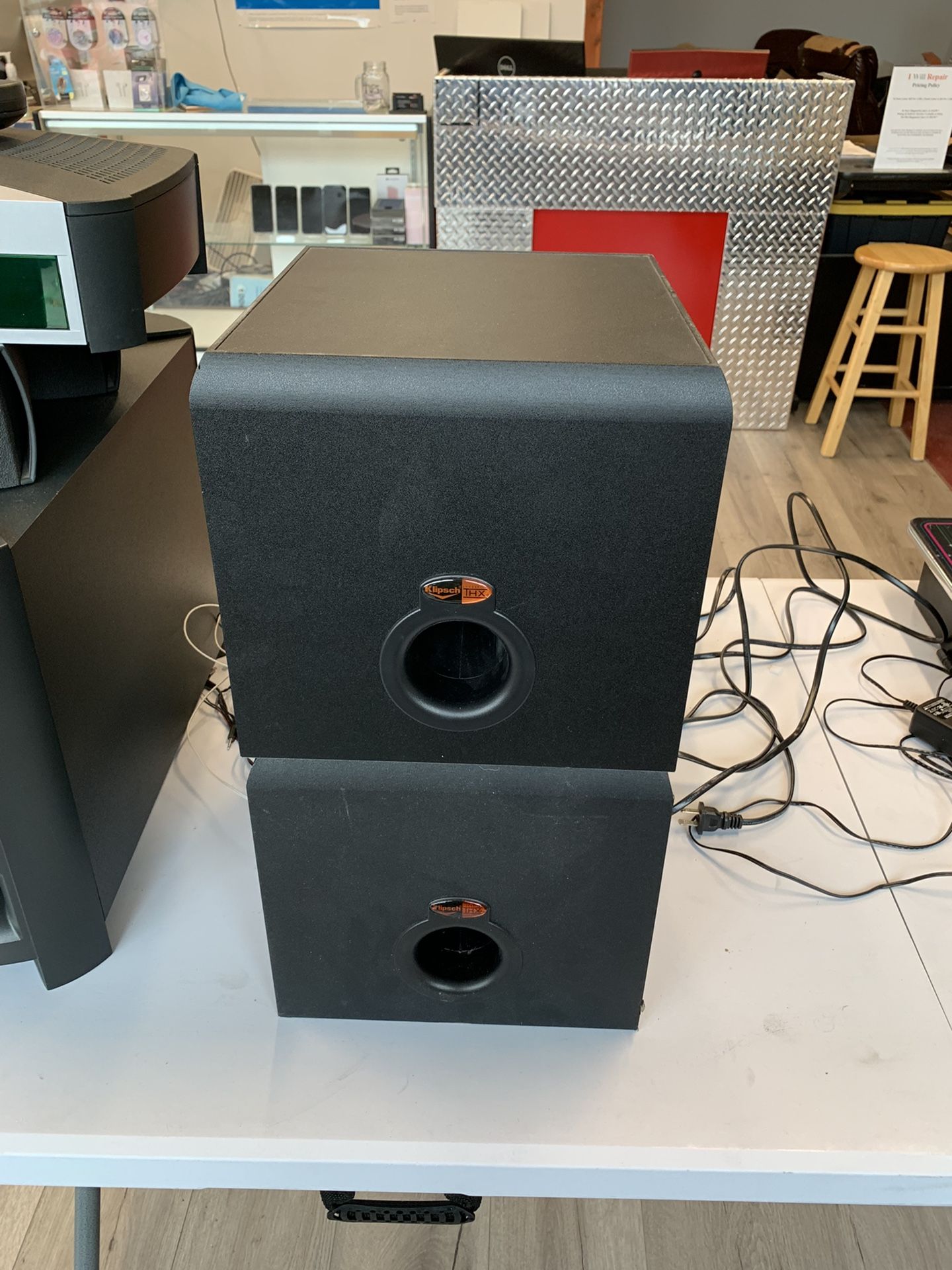 Klipsch 3pc Speaker Set $100obo