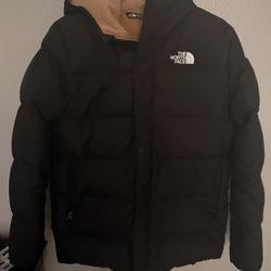 The North Face Boys' North Down Fleece-Lined Parka in black