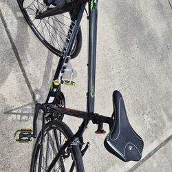 Trek FX Series 7.3 Hybrid Commuter Bicycle In Like New Condition