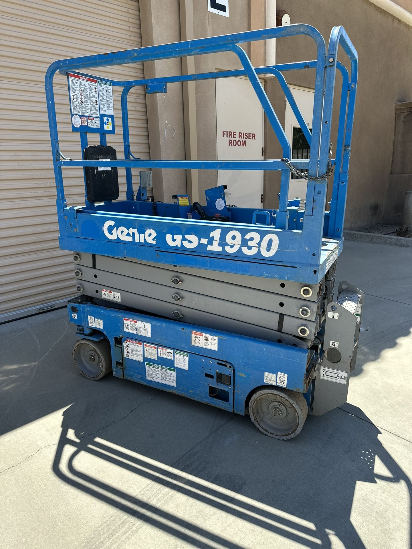 Scissor Lifts & Equipment Trailer for Sale in Las Vegas, NV OfferUp