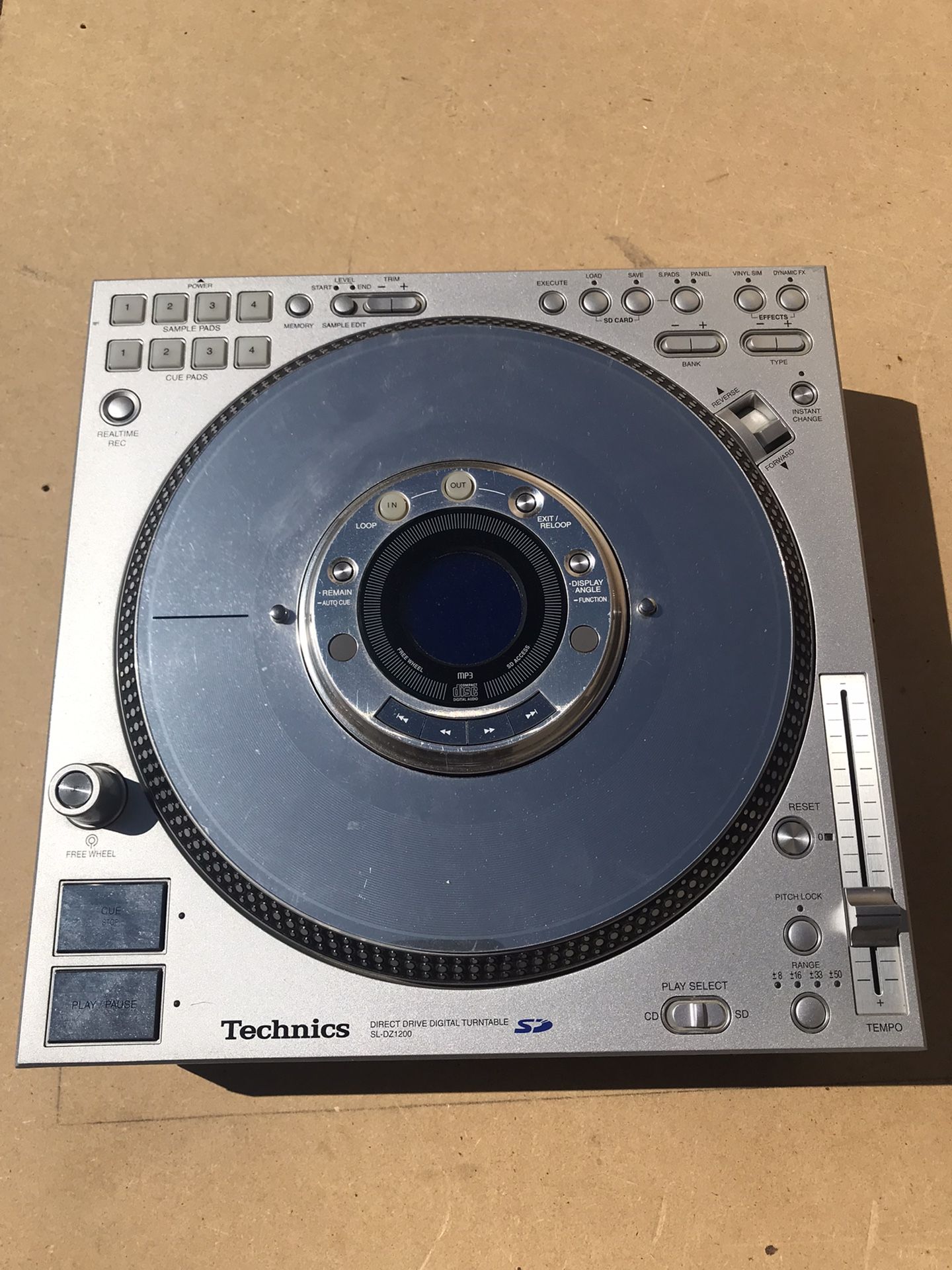Technics SL DZ Digital DJ CD Player/turntable