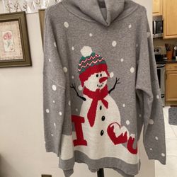 Very Soft Grey Christmas Sweater Size Medium | Like New Women’s Snowman Sweater