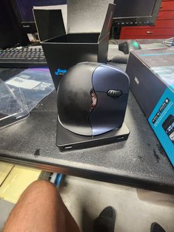 New Evoluent Ergonomic Vertical Mouse