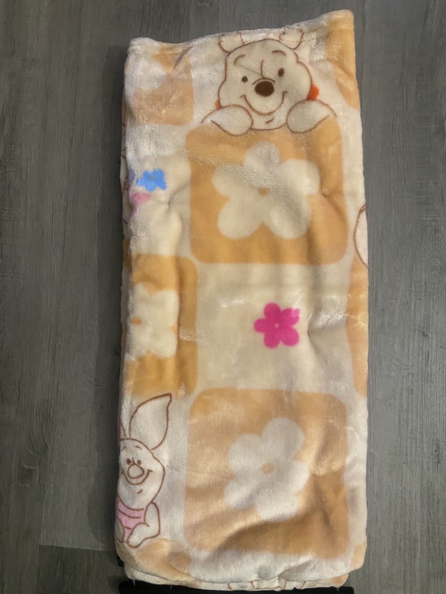 New !!! Disney Blankets For Children