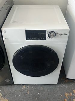 Dryer GE 24”