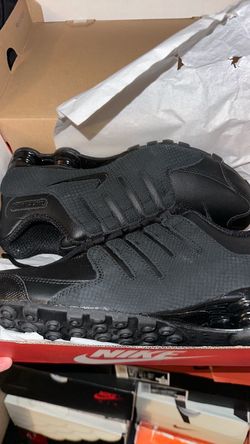 Nike SHOX  NZ  black 8.5 men