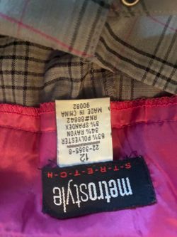 Lady’s slacks metro style