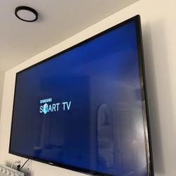 55 Inch Samsung TV