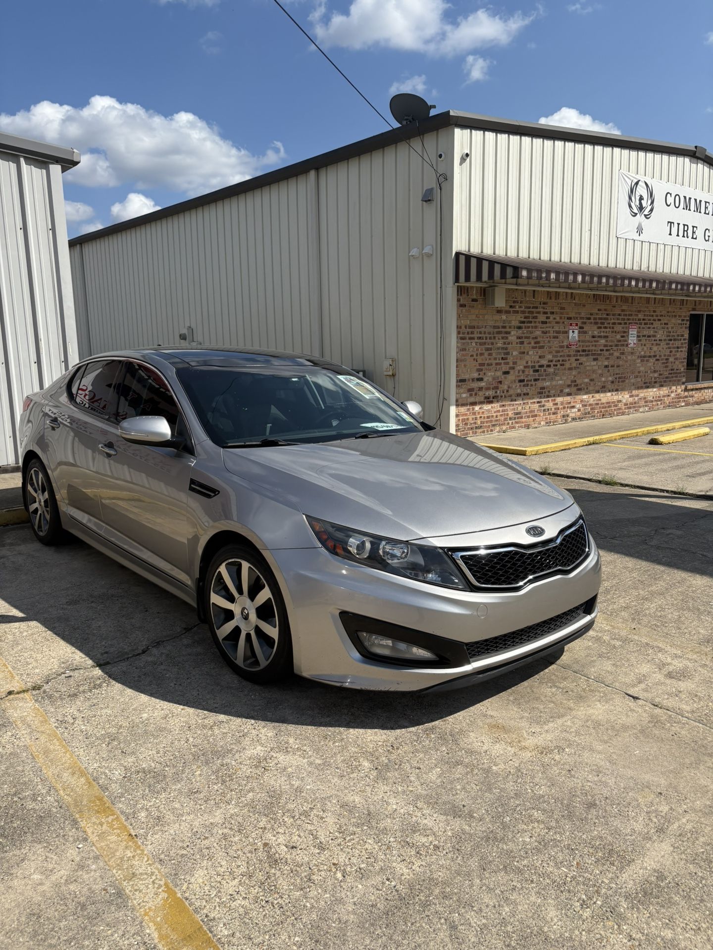 2011 KIA OPTIMA , DRIVE LIKE NEW