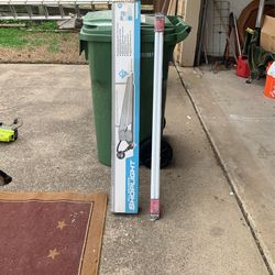 New 4 Foot Shop Lamp All Season