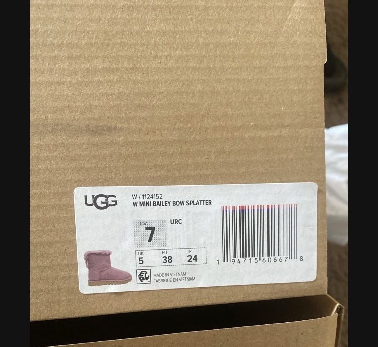 UGG With Mini Bow Splatter