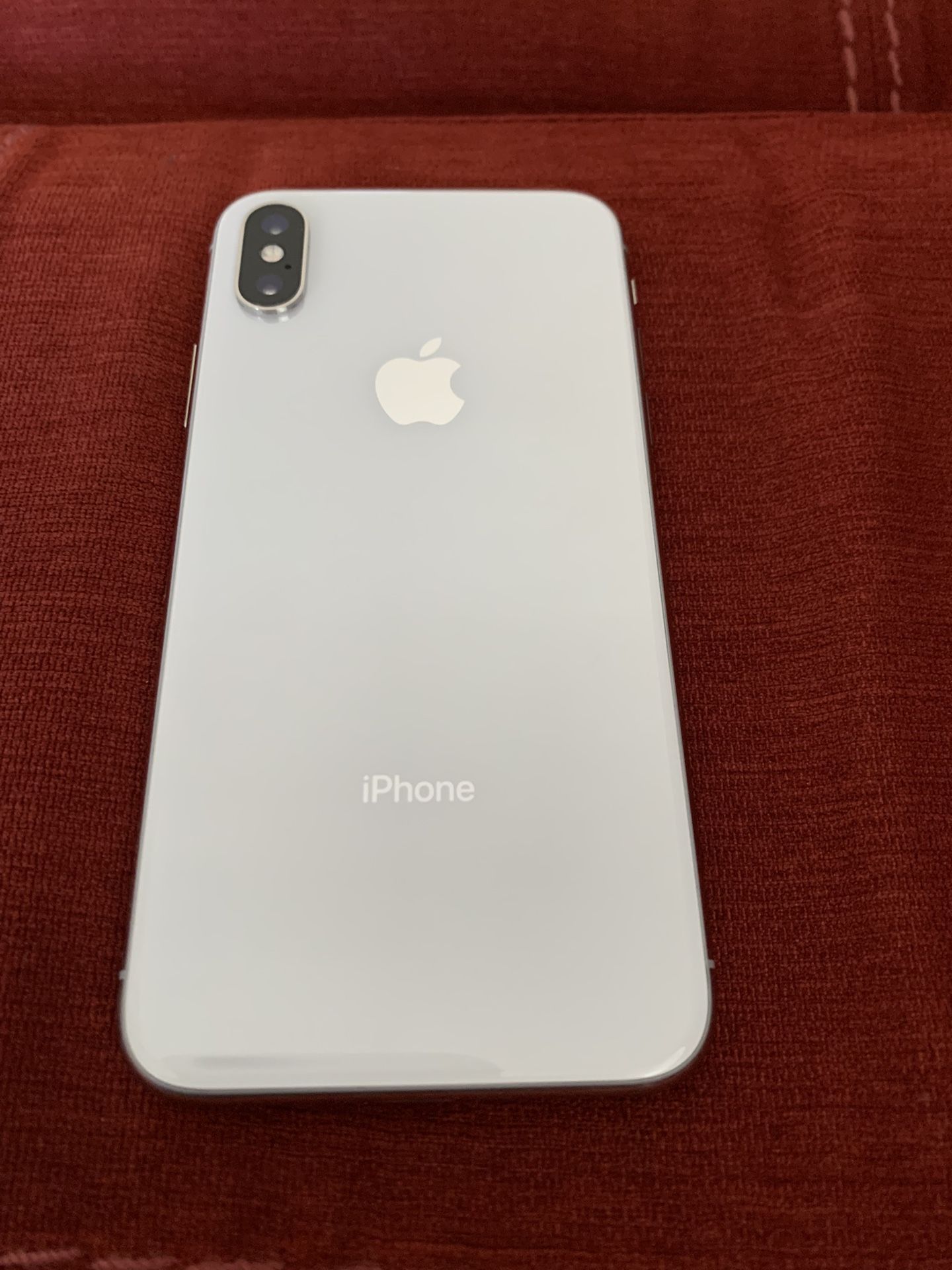 iPhone X