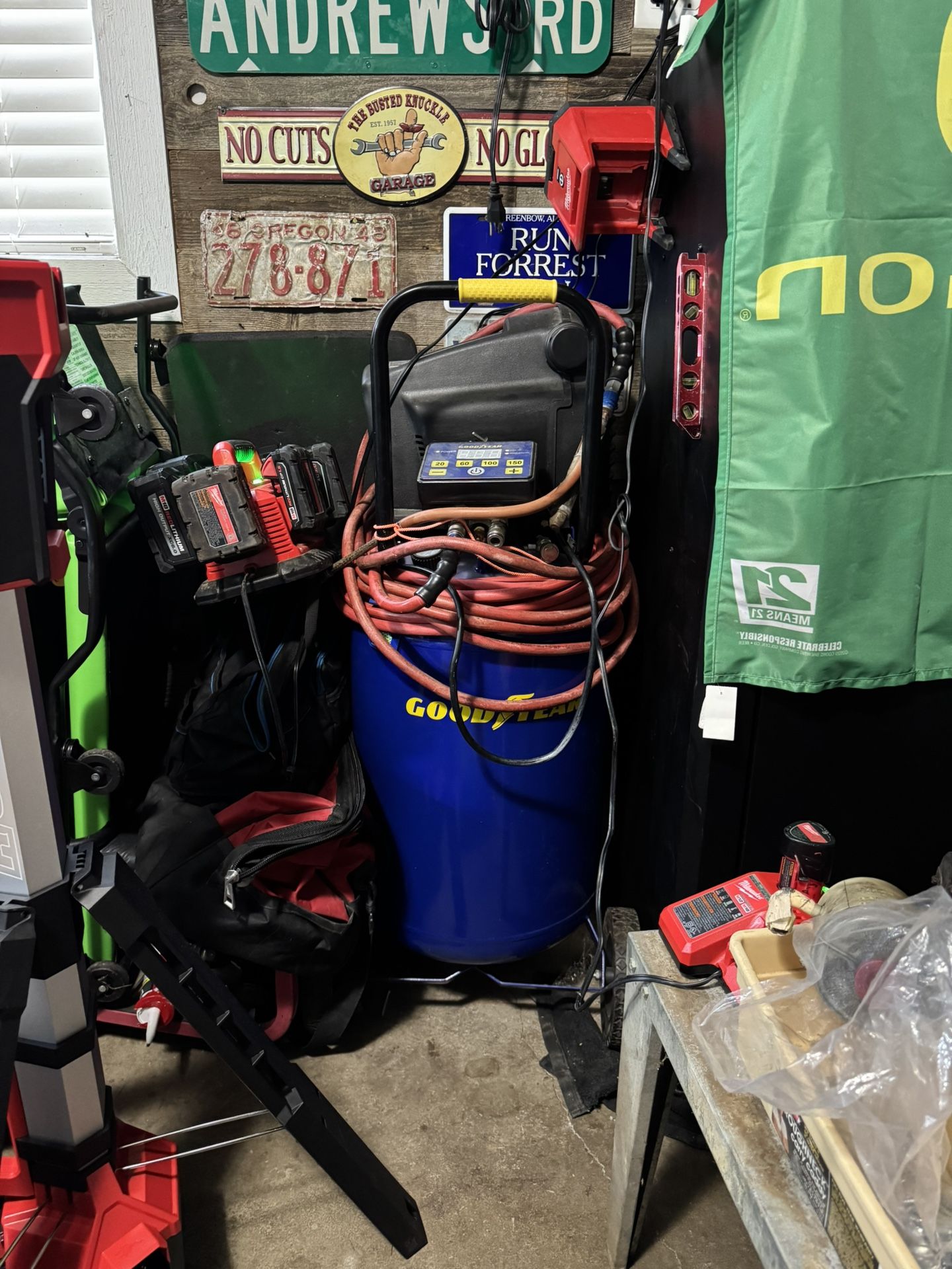 Air Compressor 
