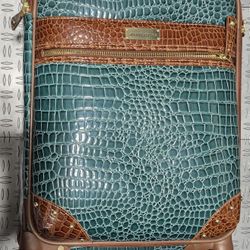 Samantha Brown Croc Luggage Carry On Spinner Wheels Emerald Green 20 Inch