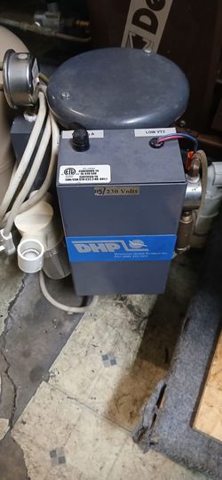 Vacuum pump DHP