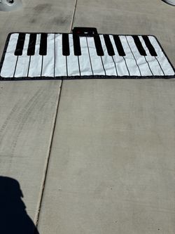 Giant Piano Keyboard Floor Play Mat