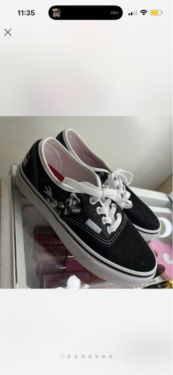 Vans Disney Women Size 6