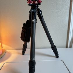 Tripod - Sirui AM-254 Carbon Fiber Tripod w/ Case