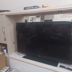 59 Inch TV - Viore