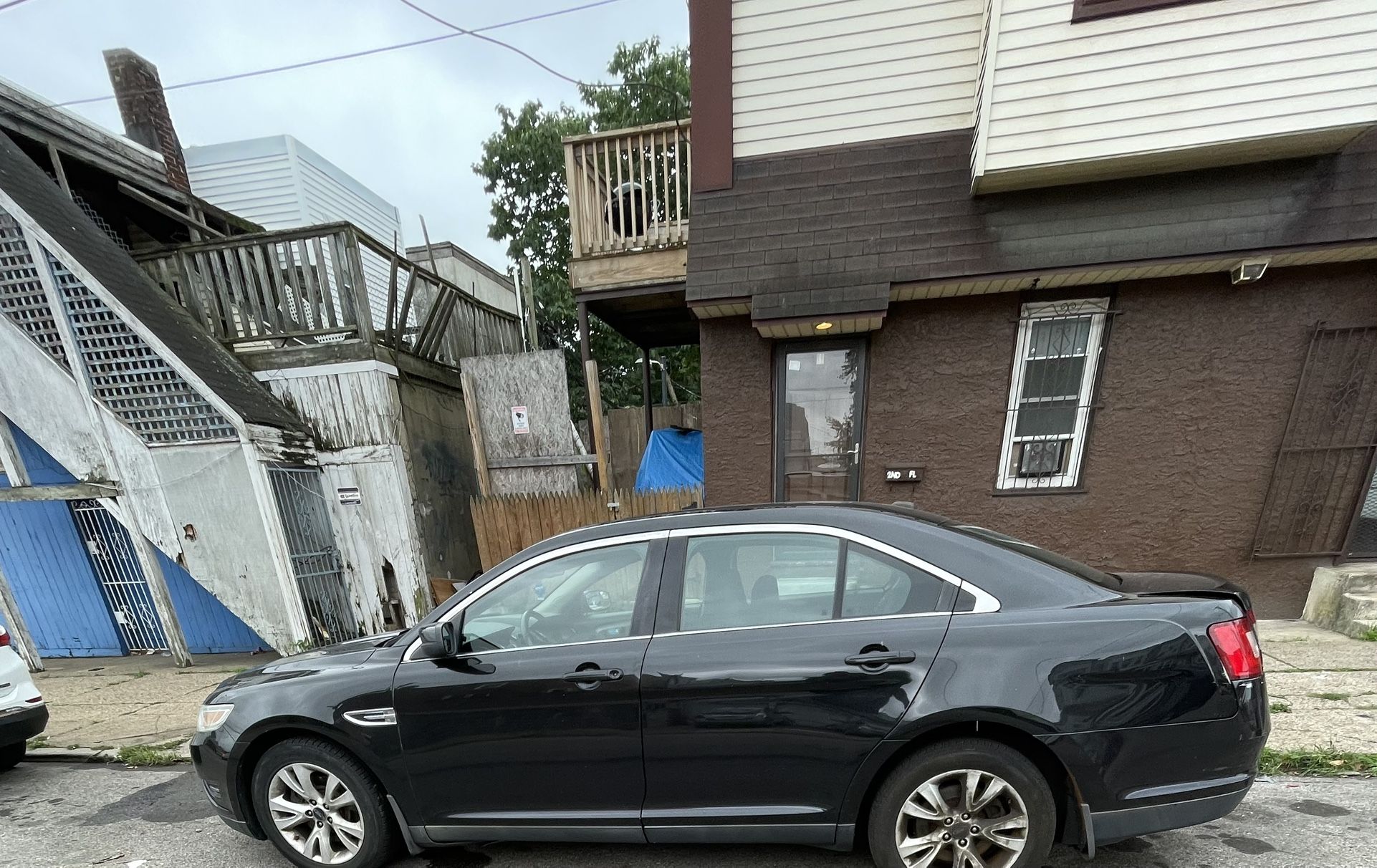 2010 Ford Taurus