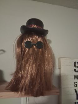 Wensday And Cousin It